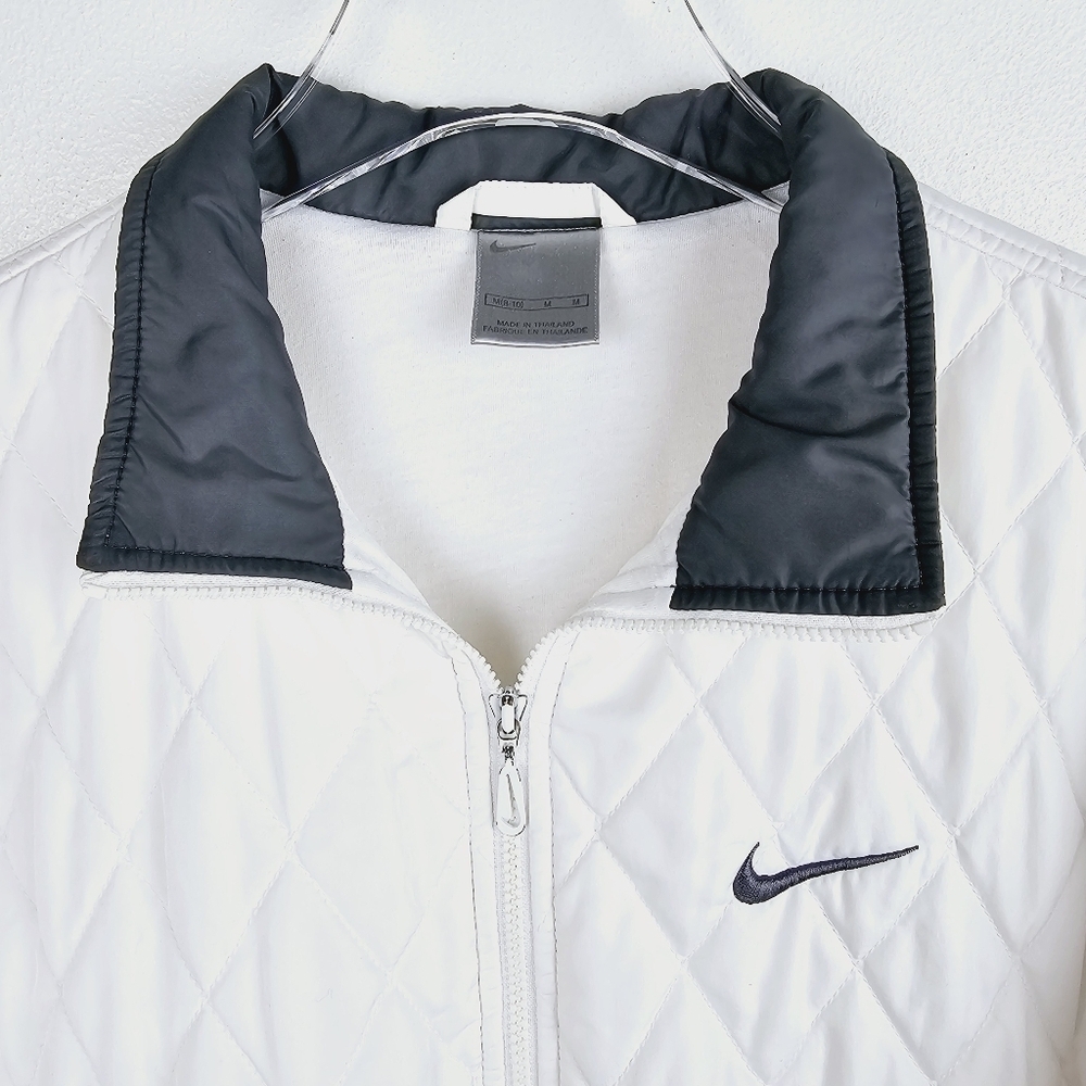 RARE Vintage Nike White Quilted Puffer Jacket, Women's Medium - Picture 4 of 15